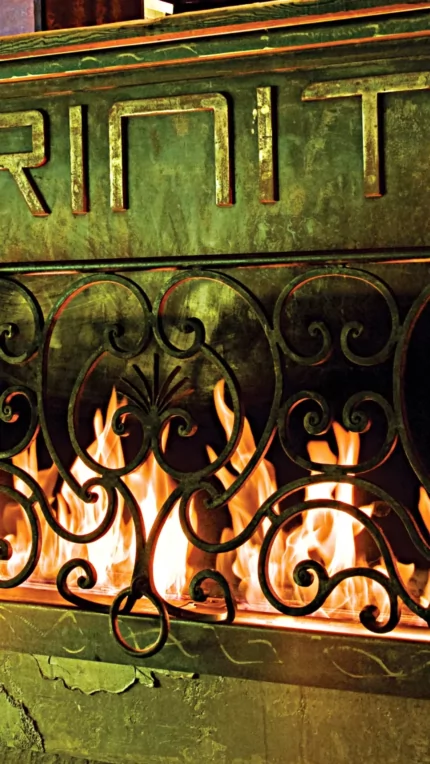 XL900 - Criniti's Restaurant