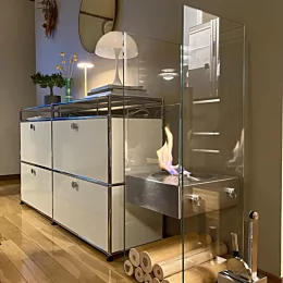 今夜もかなりの冷え込み。
家族みんなで
ここの前を陣取る争いが起きてます。
 
#エコスマートファイヤー#バイオエタノール暖炉#暮ら...