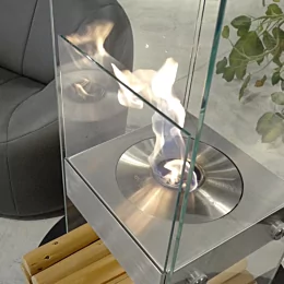 インテリアに本物の炎をお気軽に バイオエタノール暖炉「エコスマートファイヤー」
寒さもますます増して行く中、いかがお過ごしでしょうか。今年...