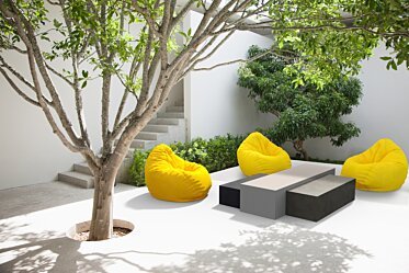 Outdoor setting - Outdoor spaces