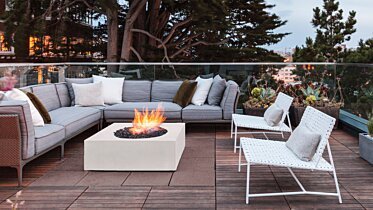 Lombard Residence - Outdoor spaces