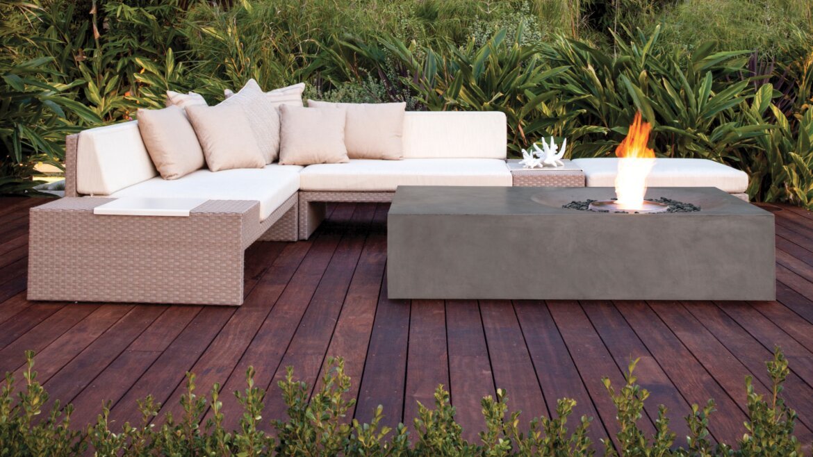 Equinox Natural by Brown Jordan Fires at Private Residence USA 02.jpg