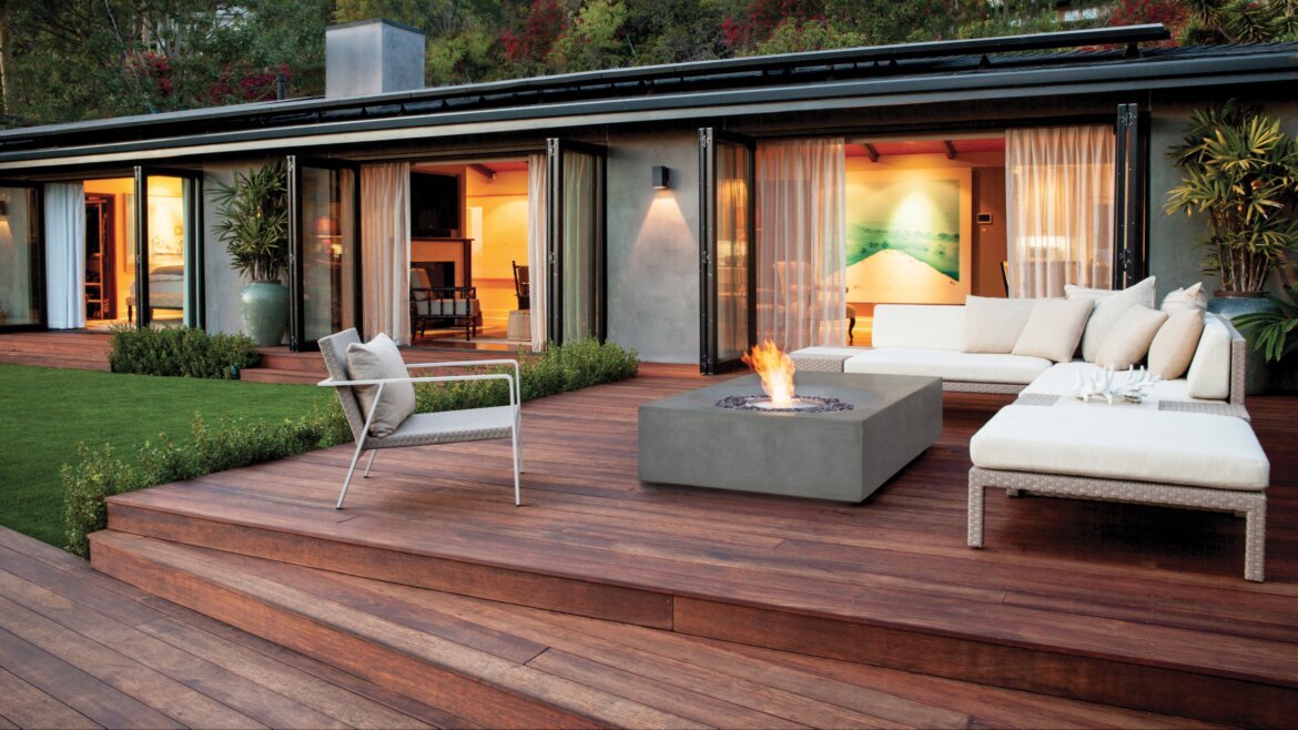 Equinox Natural by Brown Jordan Fires at Private Residence USA.jpg