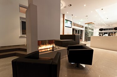 Sirens Bar - Hospitality spaces