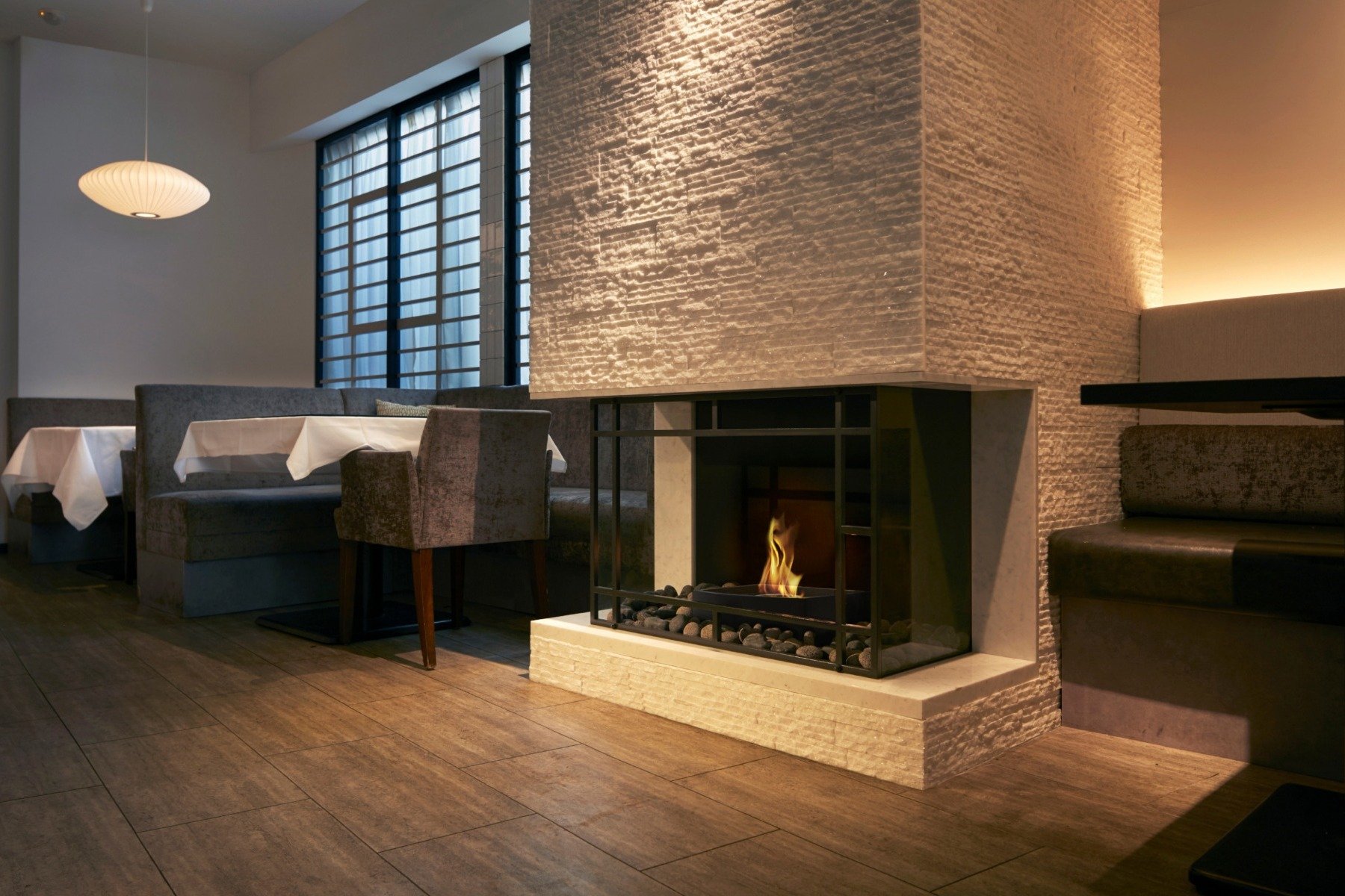 Commercial instant fireplaces