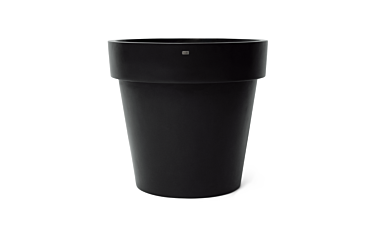 Classic 100 Planter - Studio Image by Blinde Design